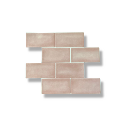 Roze plaktegels plaktegels Rose glow op een witte achtergrond